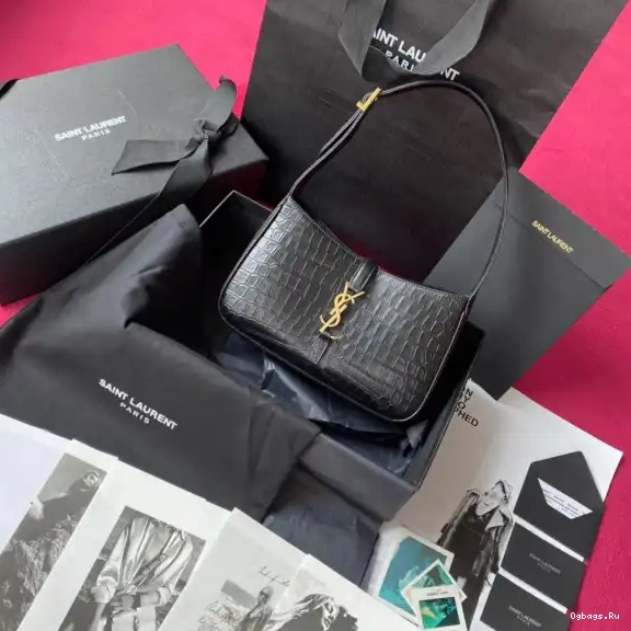 LE 7 YSL HOBO 5 À BAG 0509